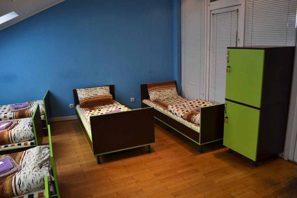 Wanted Hostel Leopoli Esterno foto